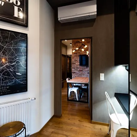 Large 75 M2 For 6 Guests Next To Wawel Castle *